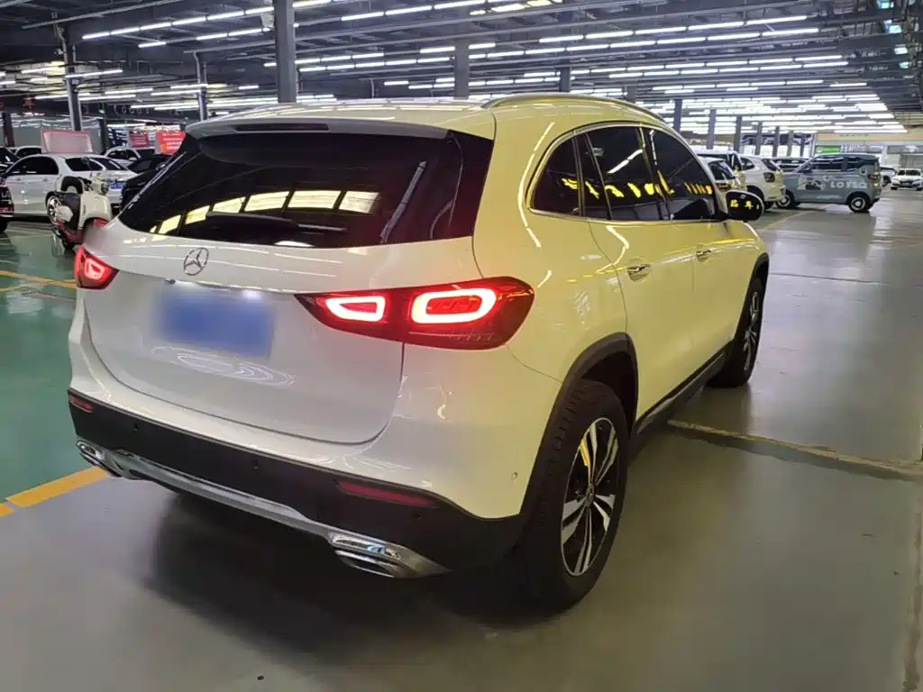 Mercedes-Benz GLA — миниатюра 7