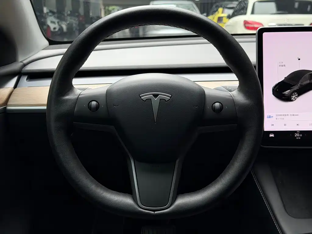 Tesla Model Y — фотографии объявления, Фото 7
