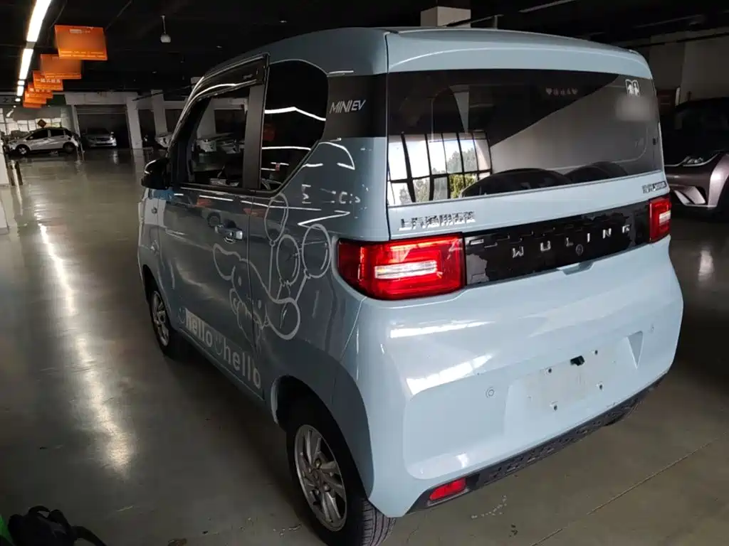 Wuling MINIEV — миниатюра 5