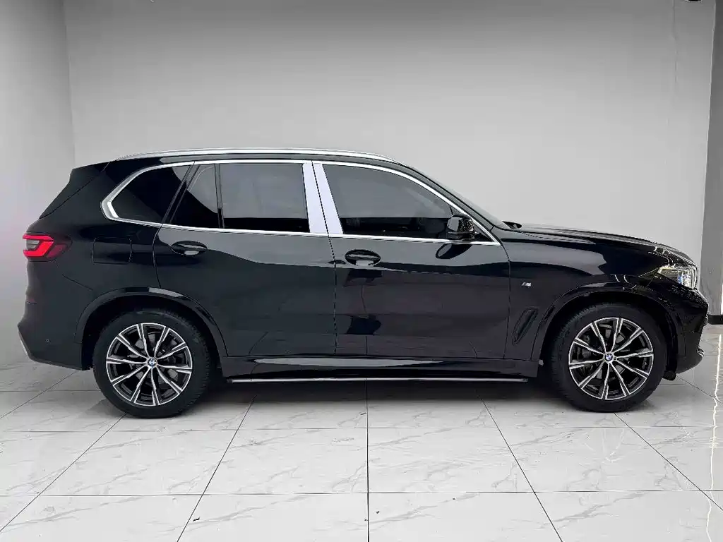 BMW X5 2020 xDrive40i M Sport