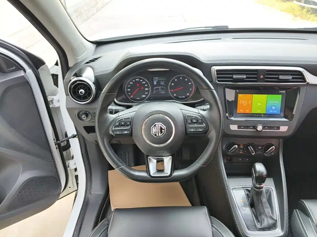 MG ZS — миниатюра 11
