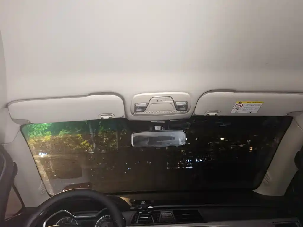 Geely Vision X3 — миниатюра 9