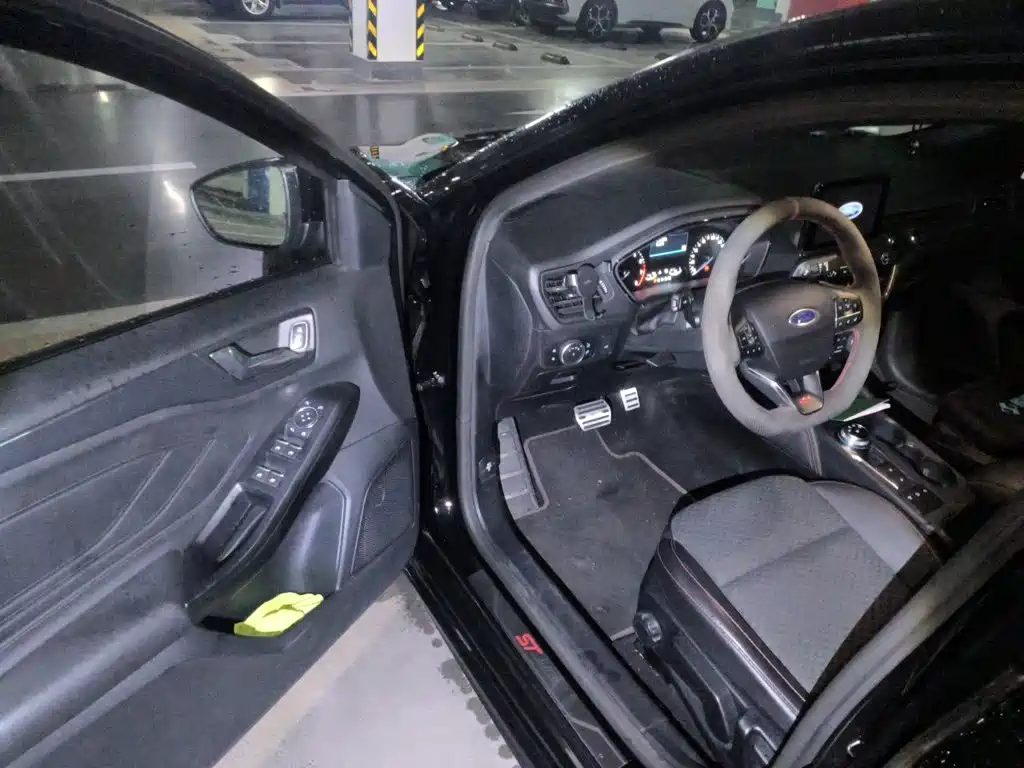 Ford Focus — миниатюра 17
