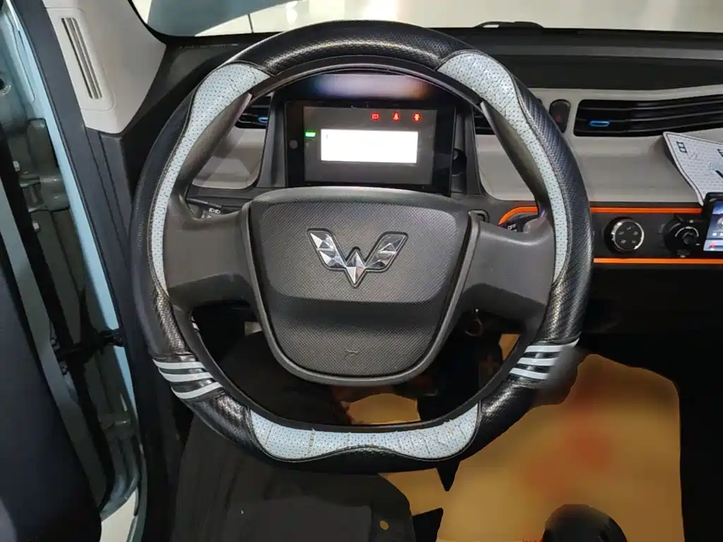 Wuling MINIEV — миниатюра 11