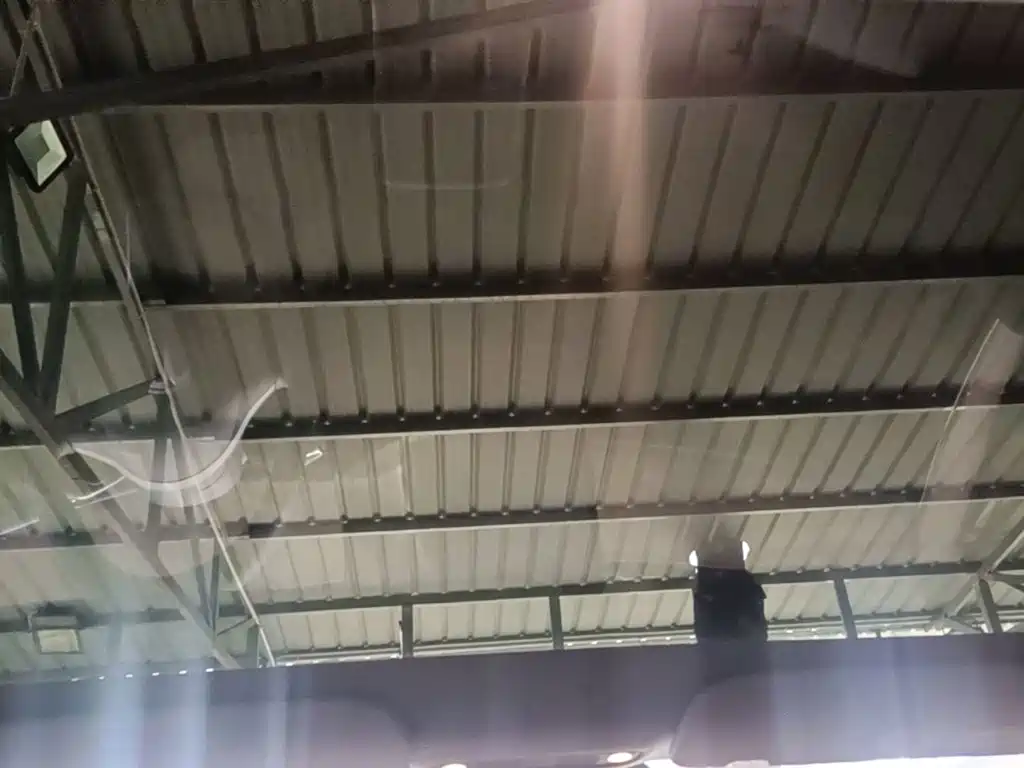 Tesla Model 3 — миниатюра 14