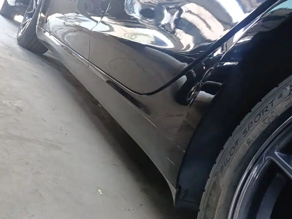 Tesla Model 3 — миниатюра 21