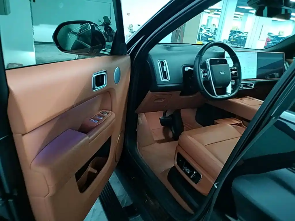 Li Auto Li L9 — миниатюра 16