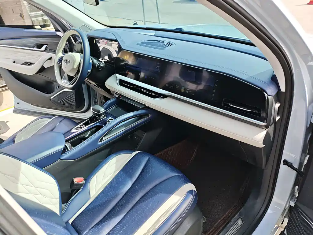 Geely Xingyue L — миниатюра 14
