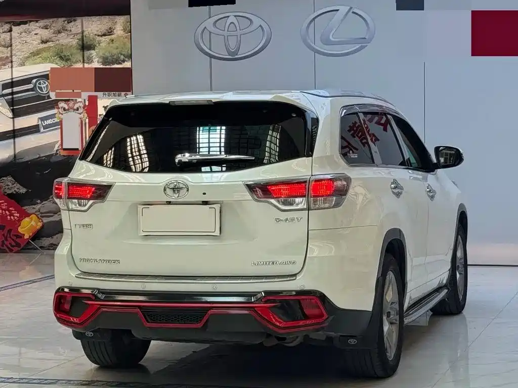 Toyota Highlander — миниатюра 7