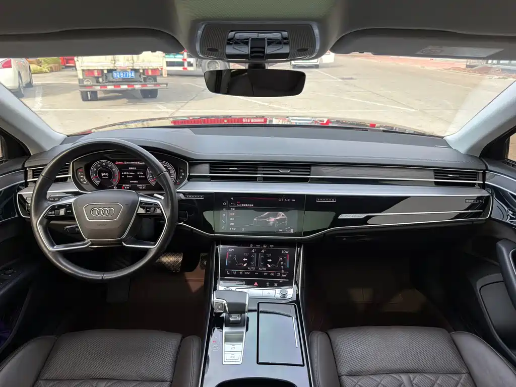 Audi A8 — миниатюра 8