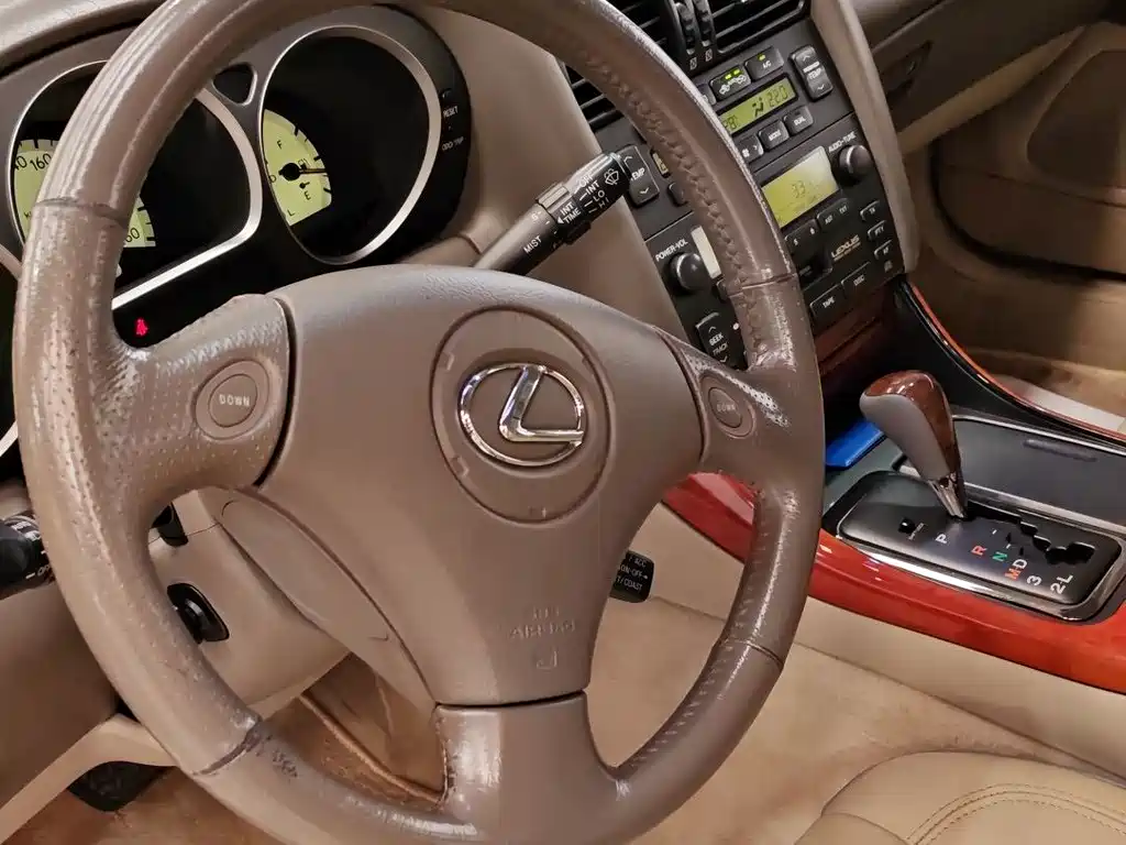 Lexus GS — миниатюра 8