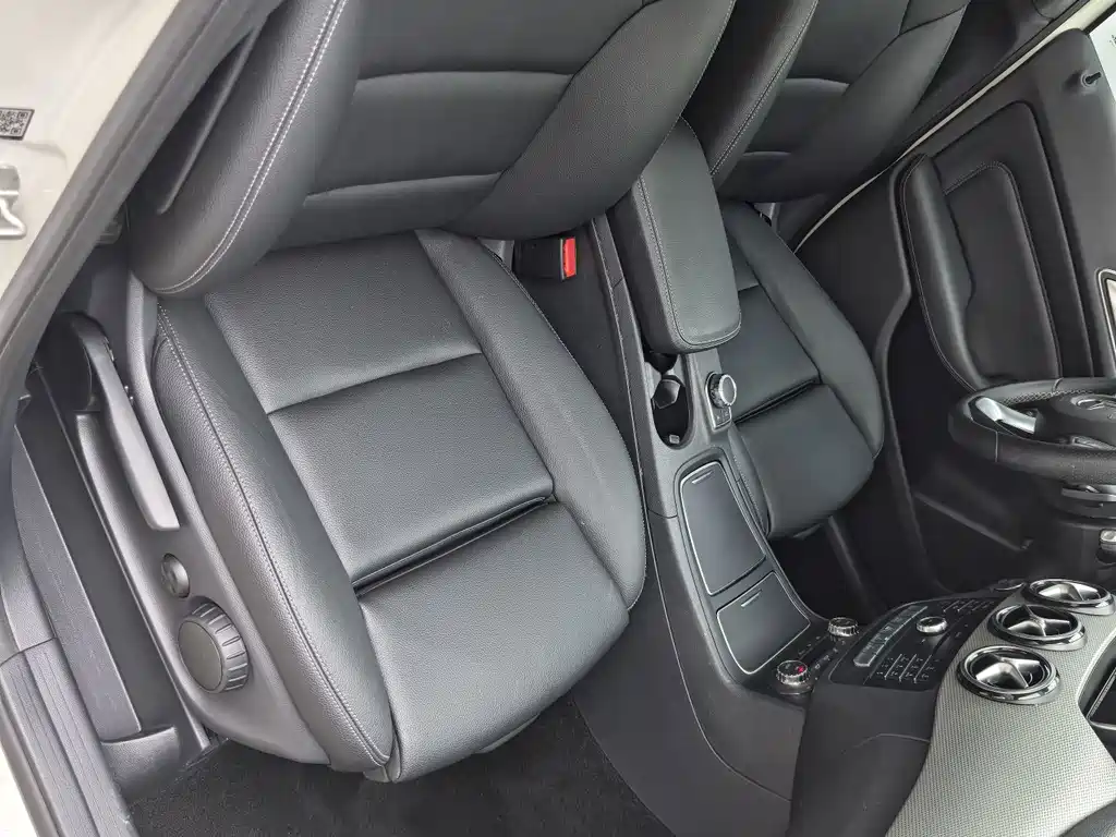 Mercedes-Benz B-Class — миниатюра 17