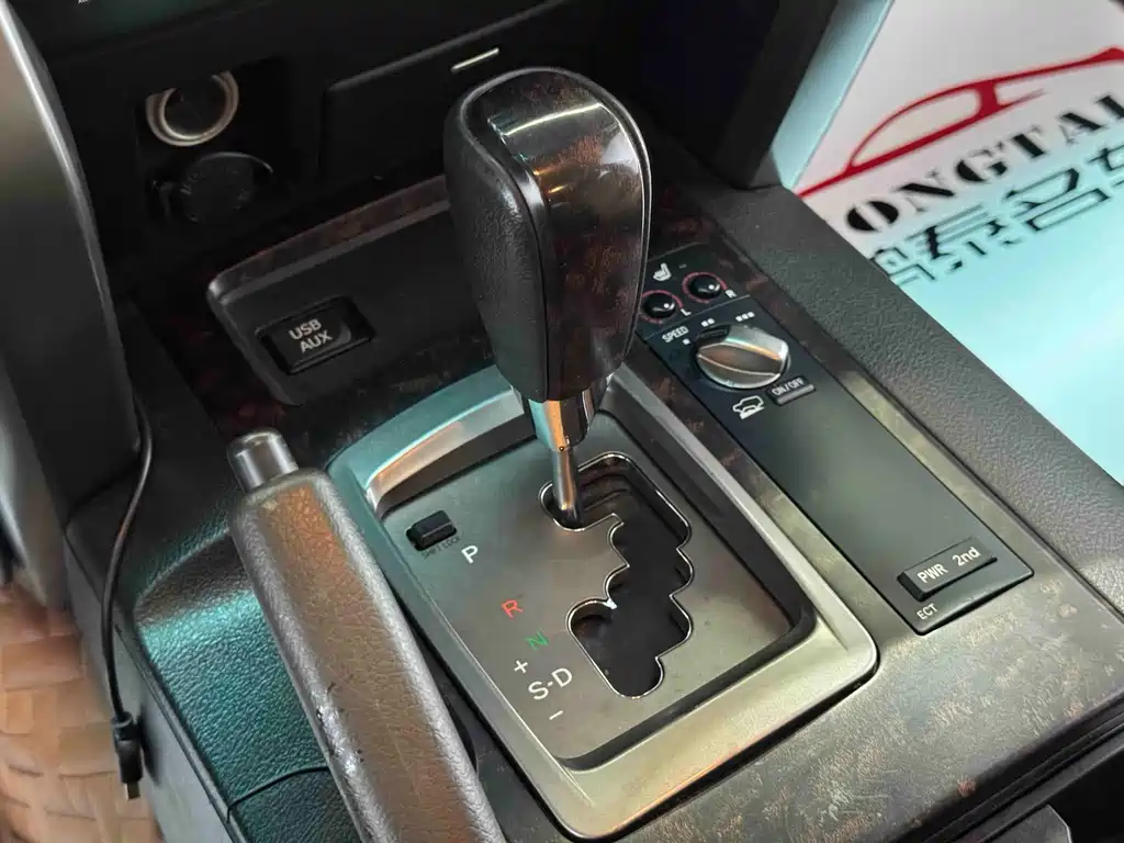 Toyota Land Cruiser — миниатюра 7