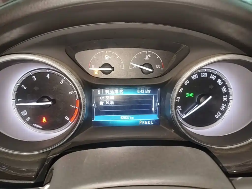 Buick Verano — миниатюра 12