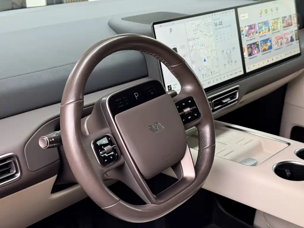 Li Auto Li MEGA — миниатюра 17