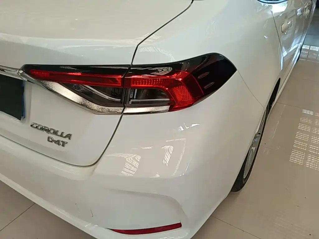 Toyota Corolla — миниатюра 8