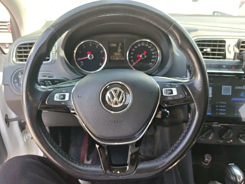Volkswagen Polo — миниатюра 11