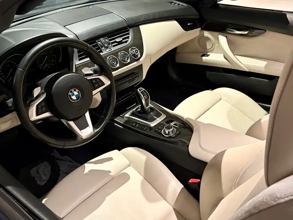 BMW Z4 — миниатюра 13