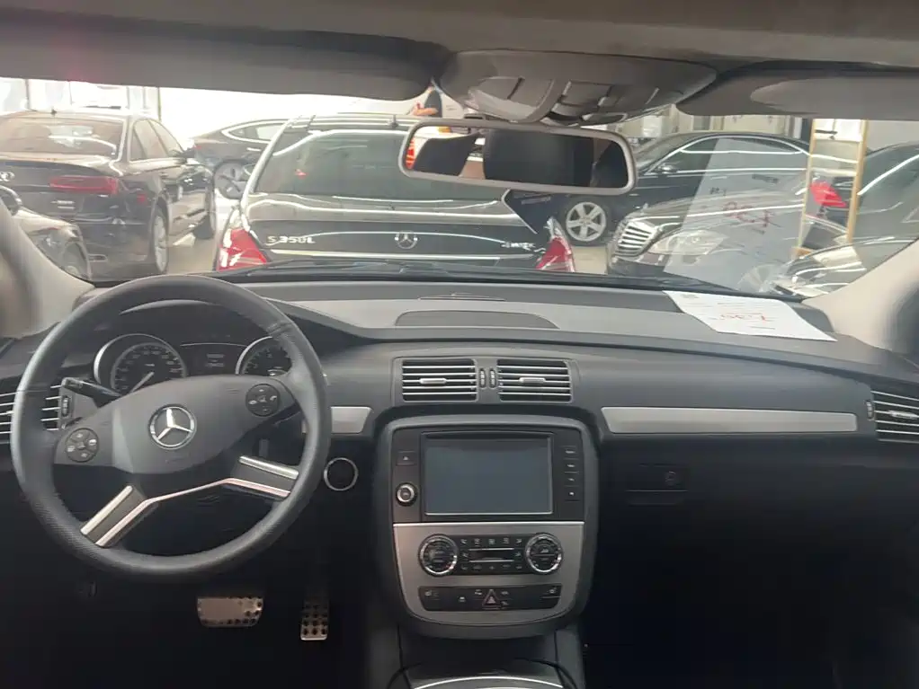 Mercedes-Benz R-Class — миниатюра 10