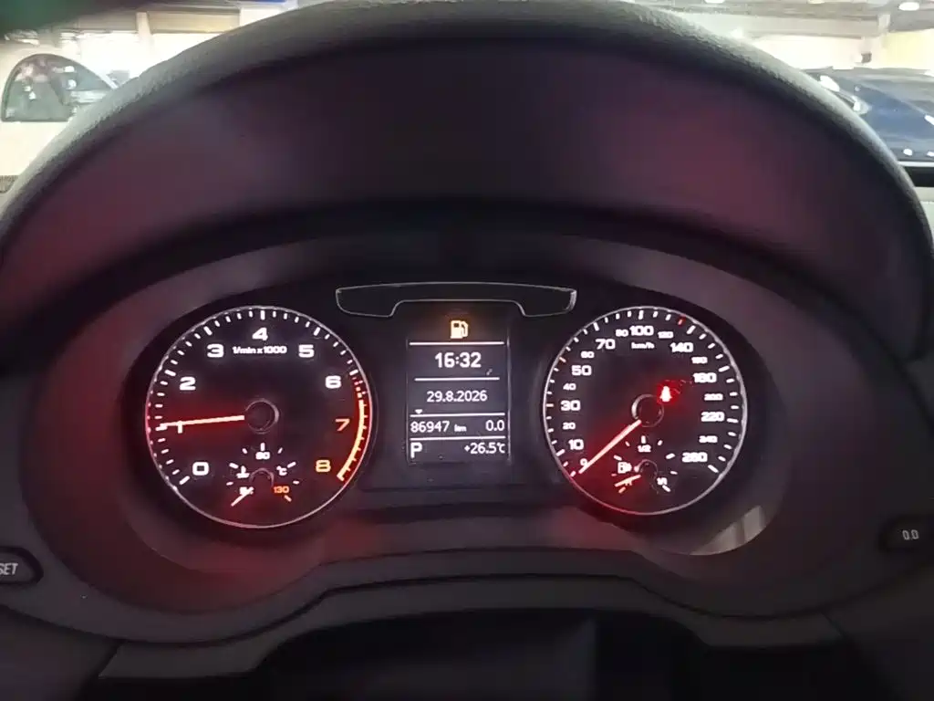 Audi Q3 — миниатюра 12