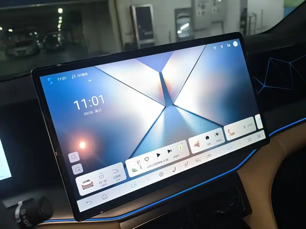 BYD L DM-i — миниатюра 13