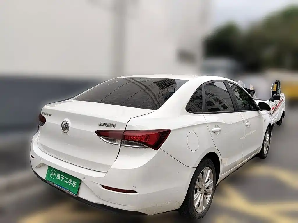 Buick Excelle — миниатюра 5