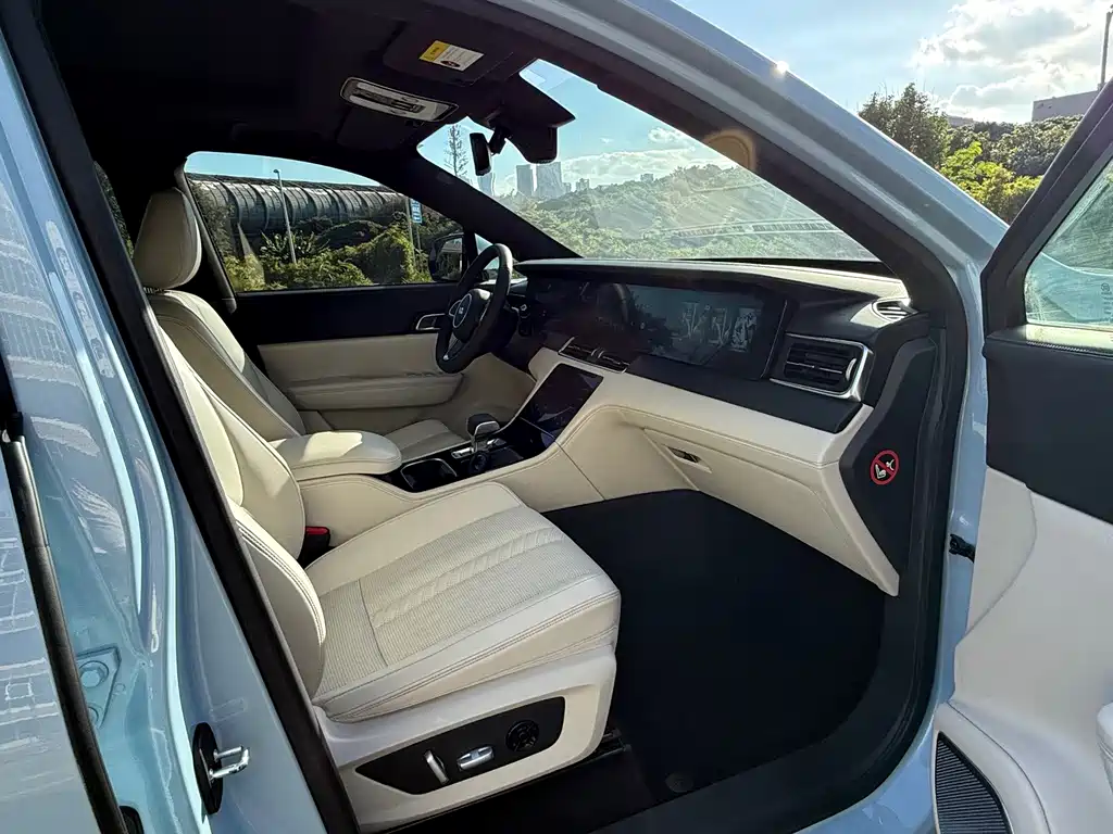 Li Auto Li ONE — миниатюра 9