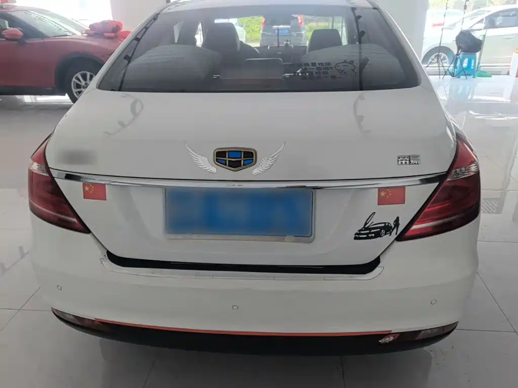 Geely Emgrand — миниатюра 6