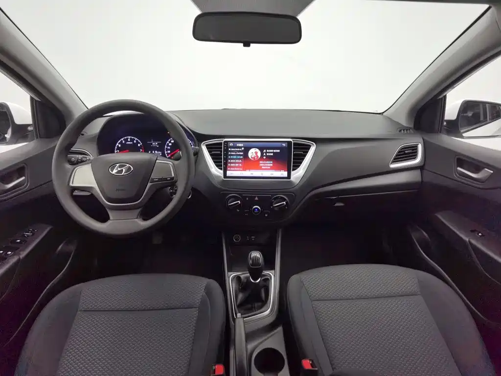 Hyundai Verna — миниатюра 5