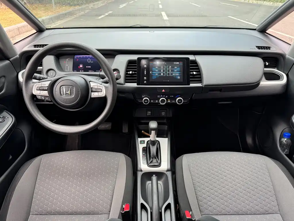 Honda Fit — миниатюра 11