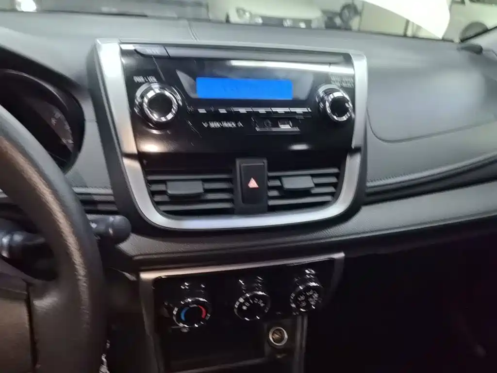 Toyota Vios FS — миниатюра 13