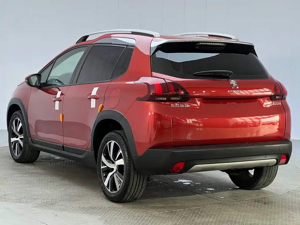Peugeot 2008 — миниатюра 23