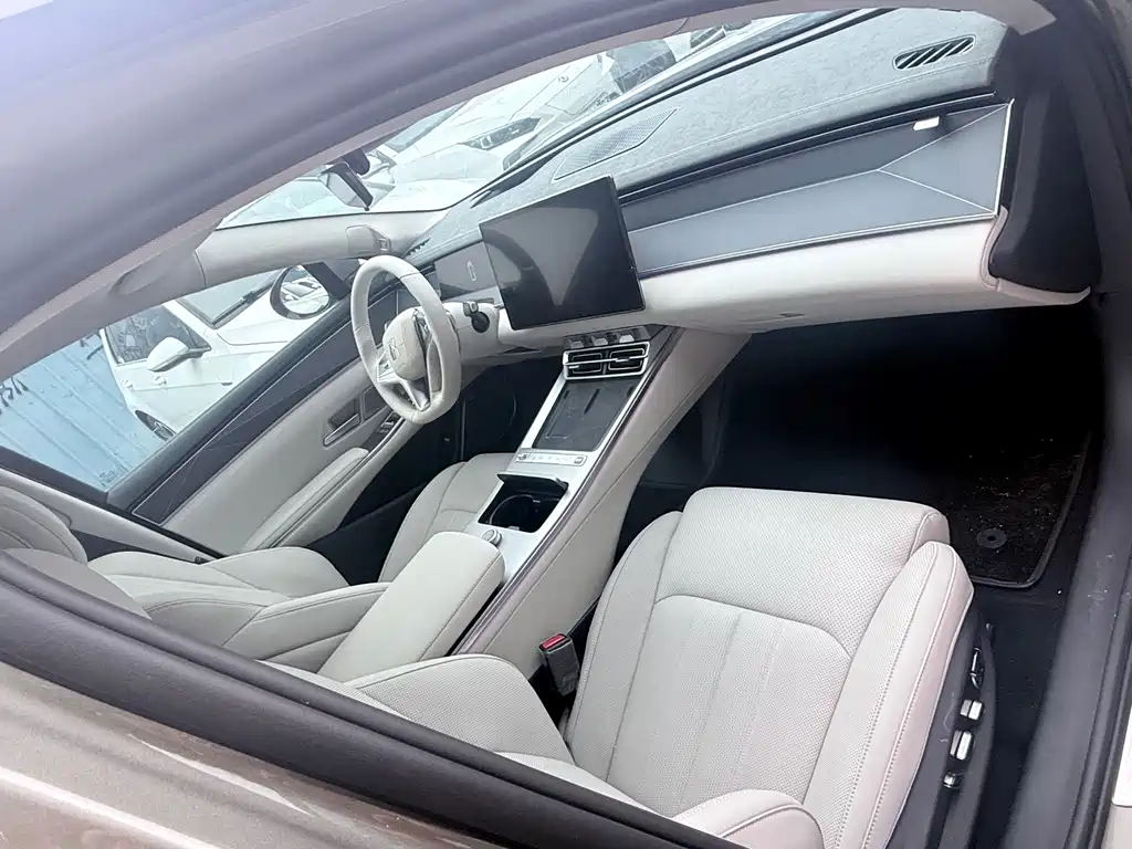 BYD Han L — миниатюра 14
