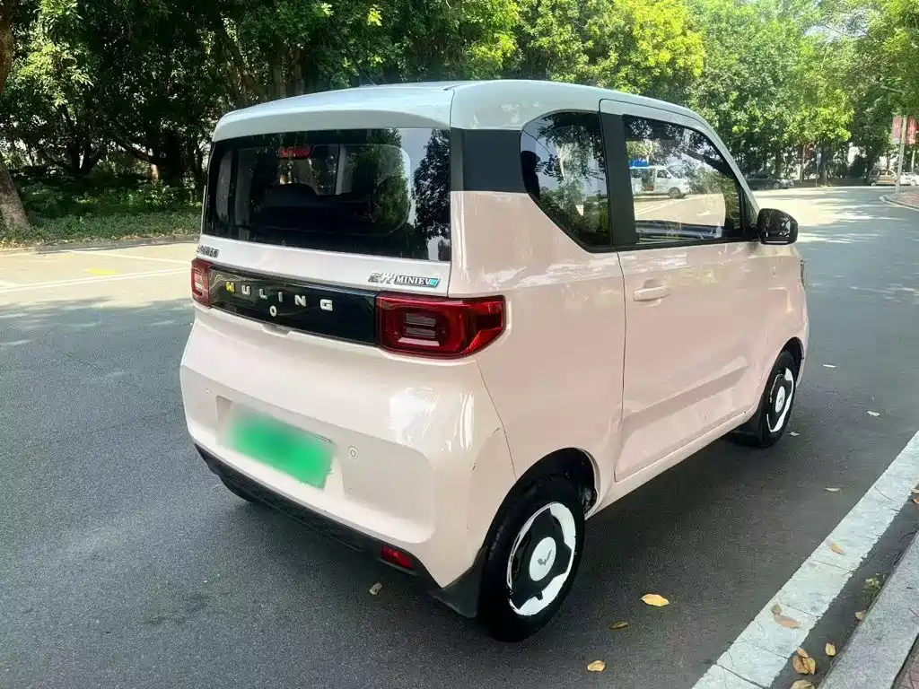 Wuling MINIEV — миниатюра 7