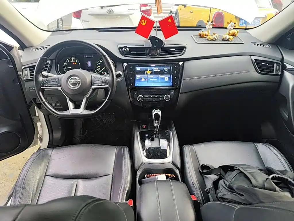 Nissan X-Trail — миниатюра 10