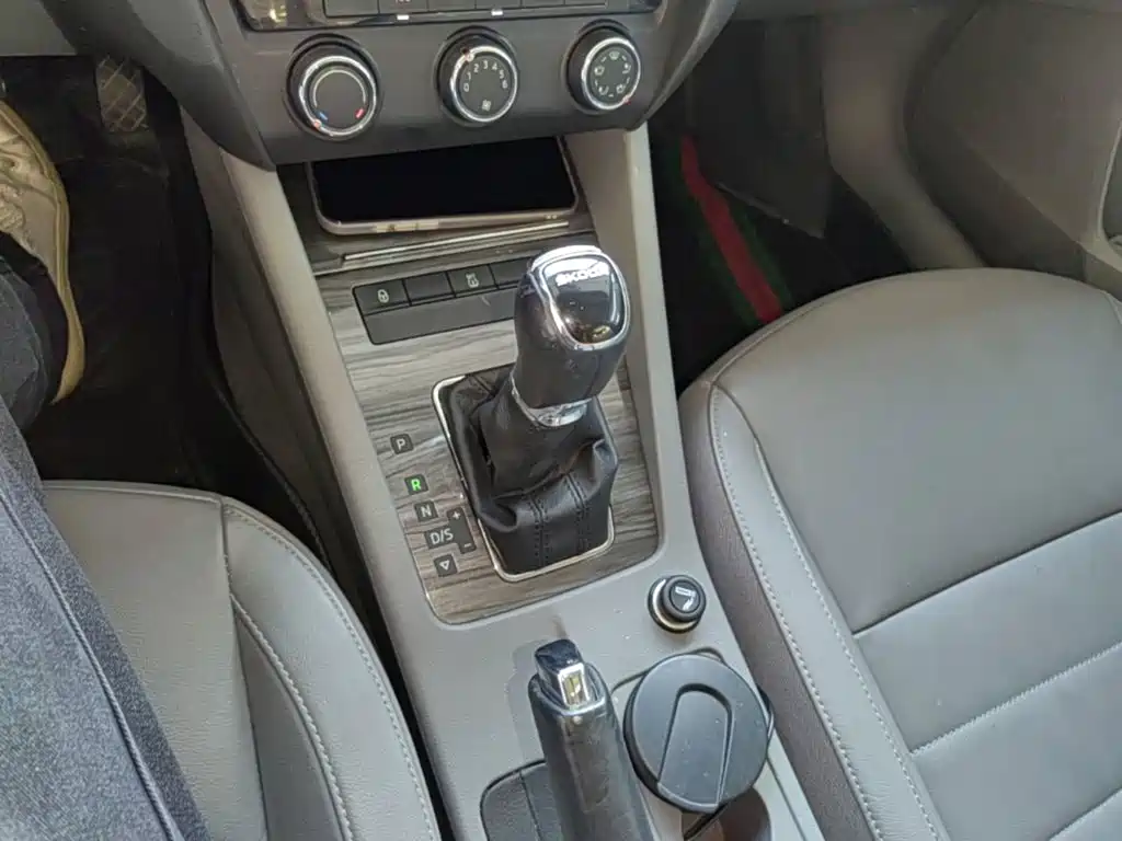 Skoda Octavia — миниатюра 14