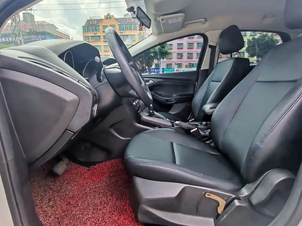 Ford Focus — миниатюра 12