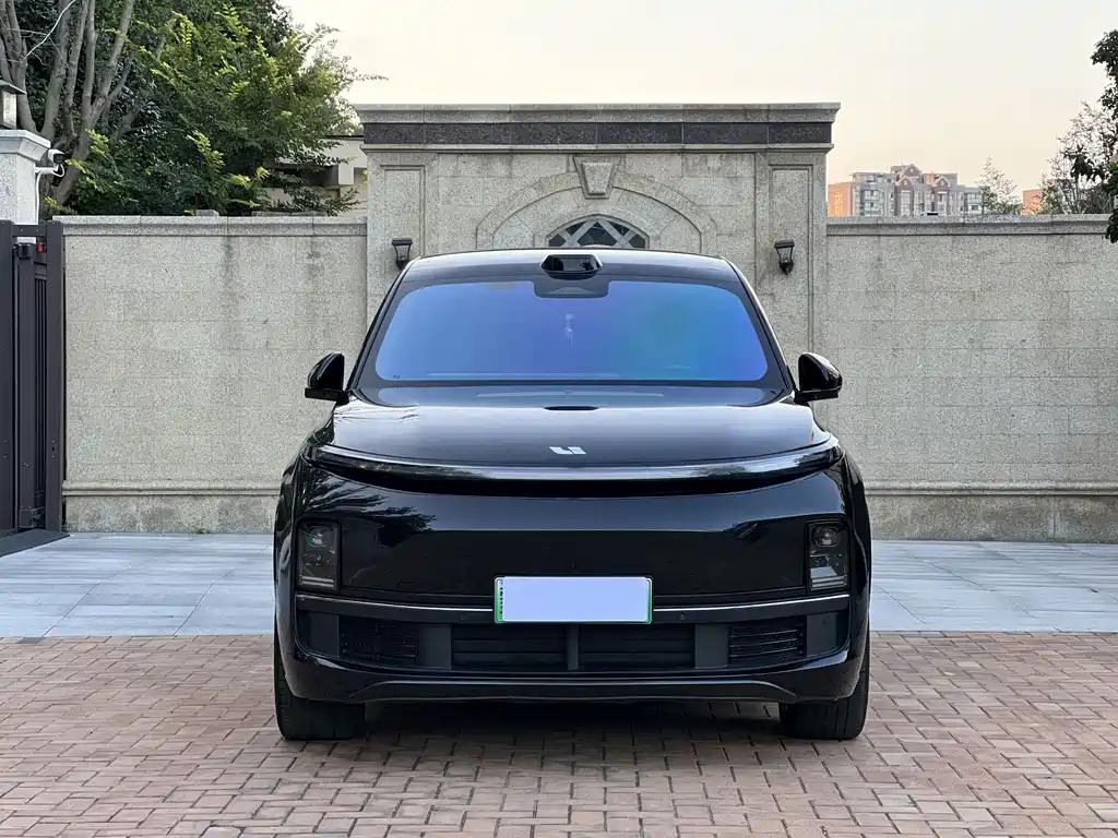 Li Auto Li L8 — миниатюра 2