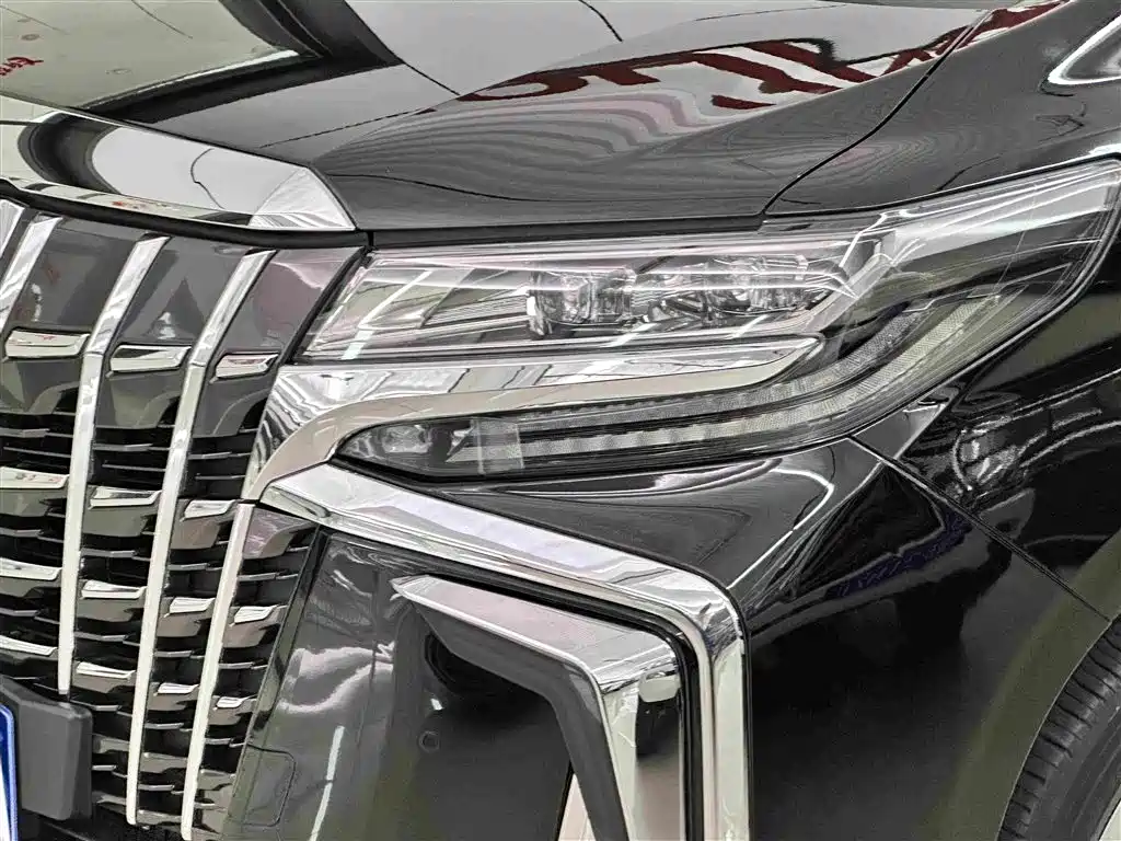 Toyota Alphard 2021 2.5L Luxury