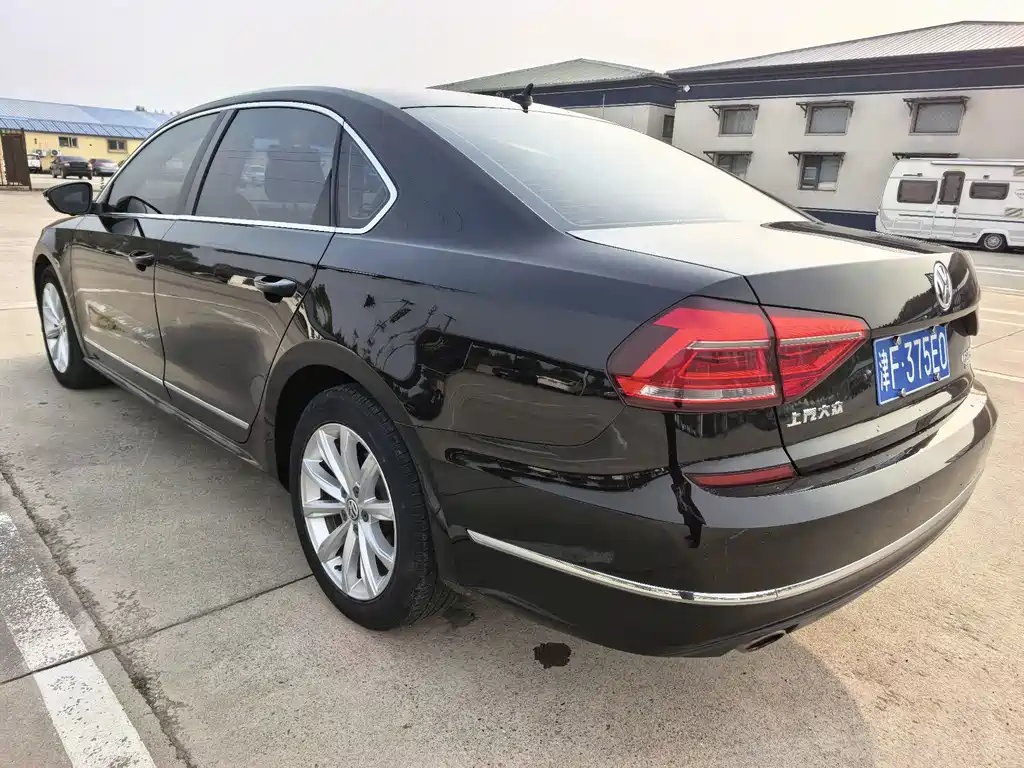Volkswagen Passat — миниатюра 6