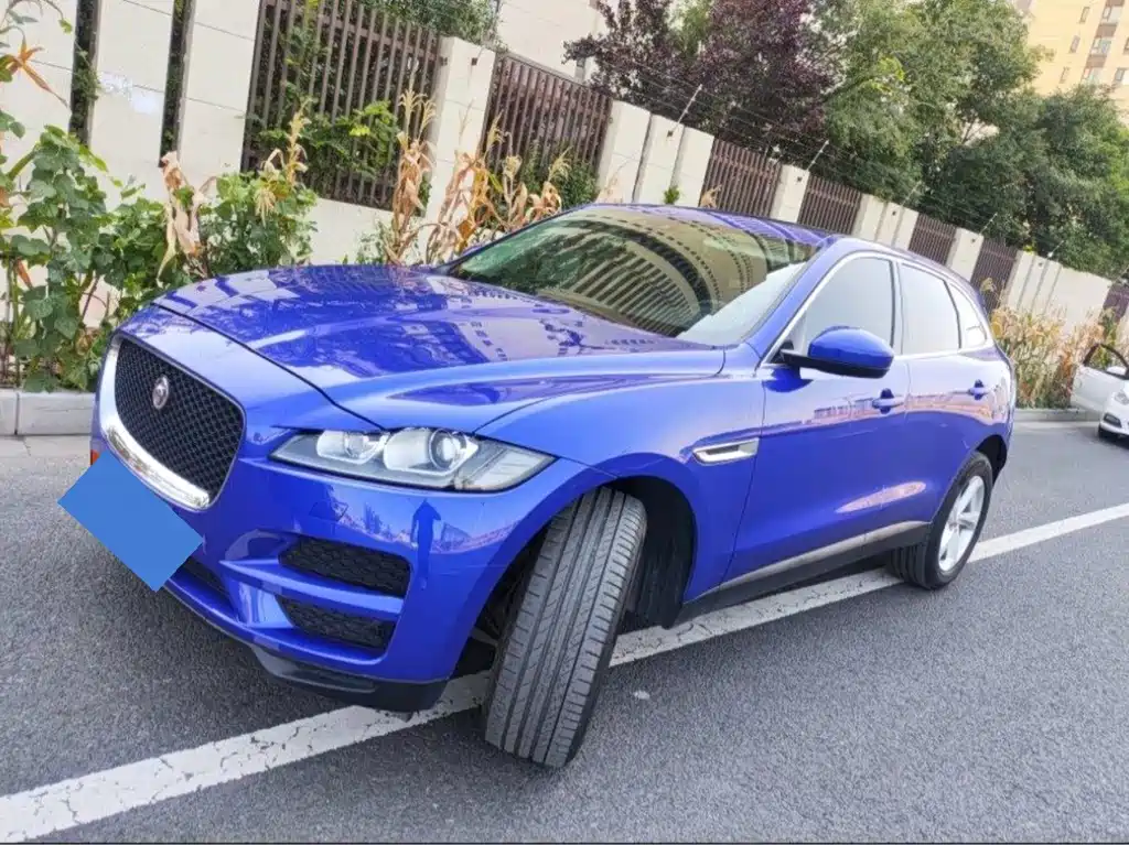 Jaguar F-PACE