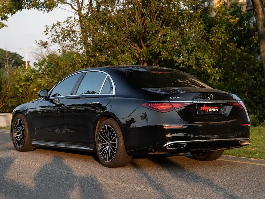 Mercedes-Benz S-Class — миниатюра 4