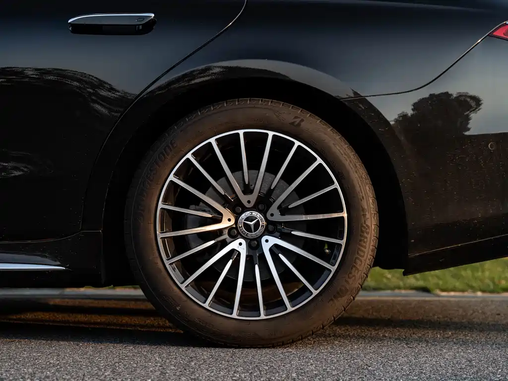 Mercedes-Benz S-Class — миниатюра 7