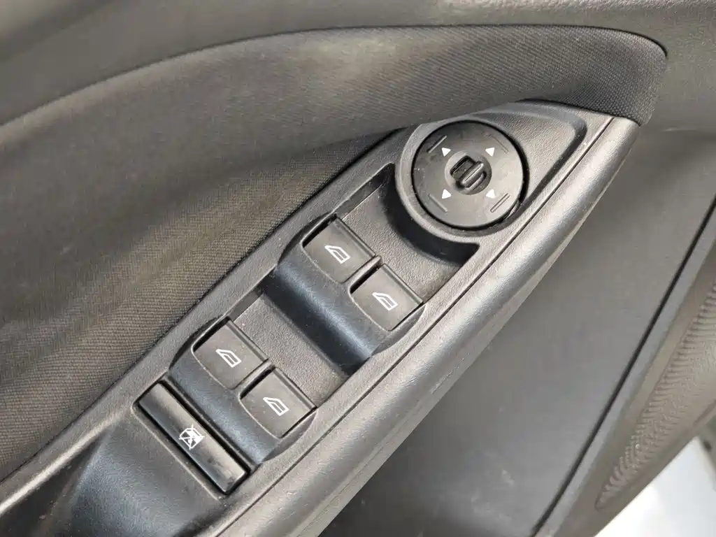 Ford Focus 2015 1.6L AT Comfort