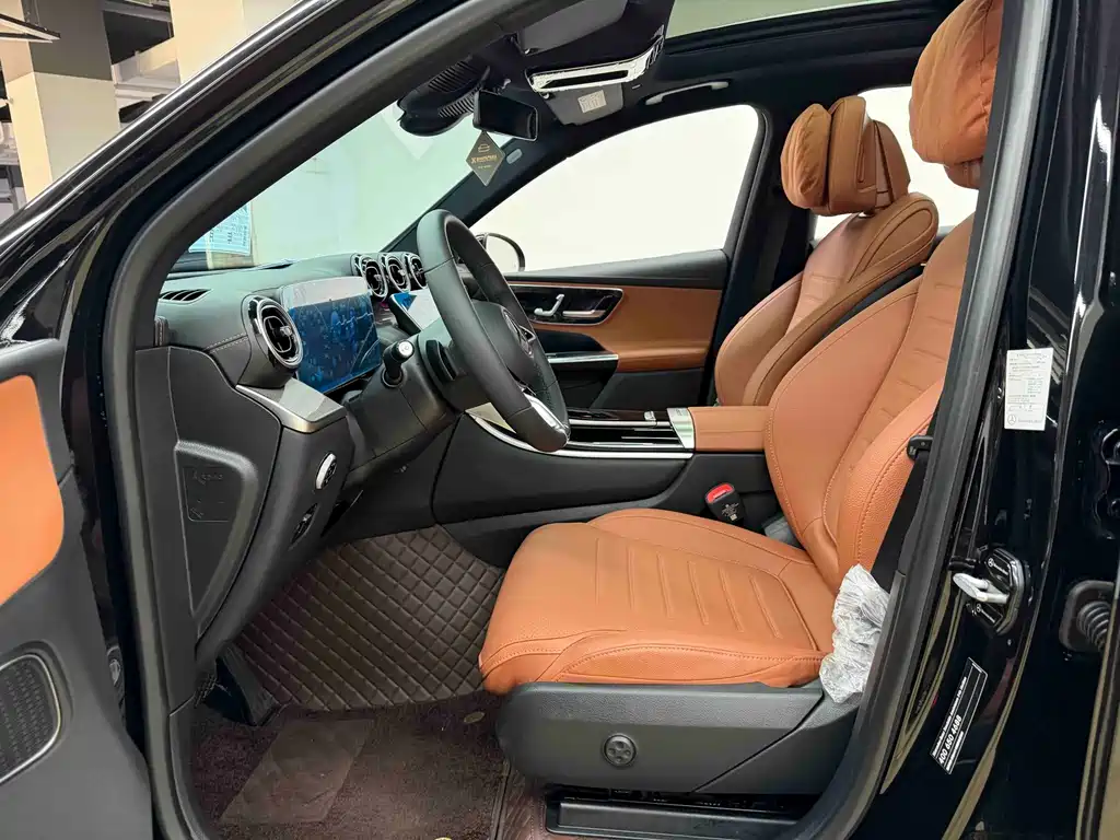 Mercedes-Benz GLC — миниатюра 10