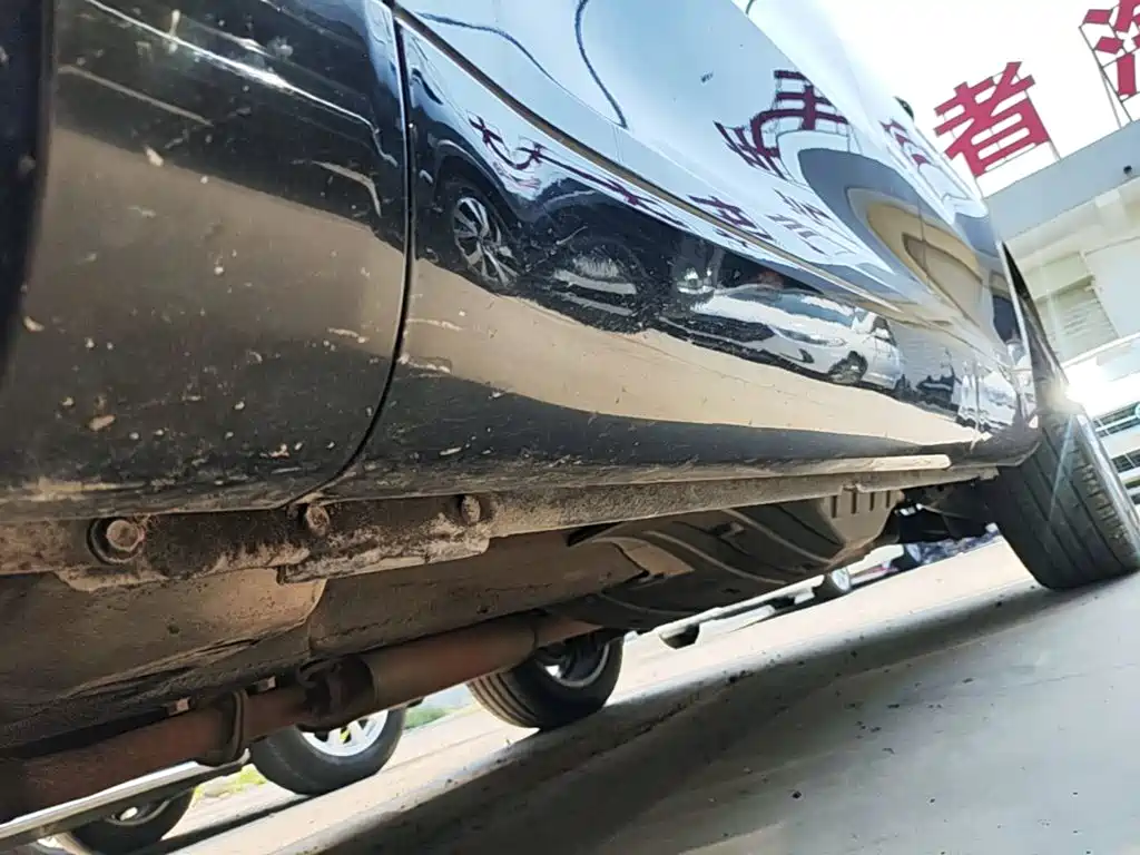 Wey Wey VV5 — миниатюра 22