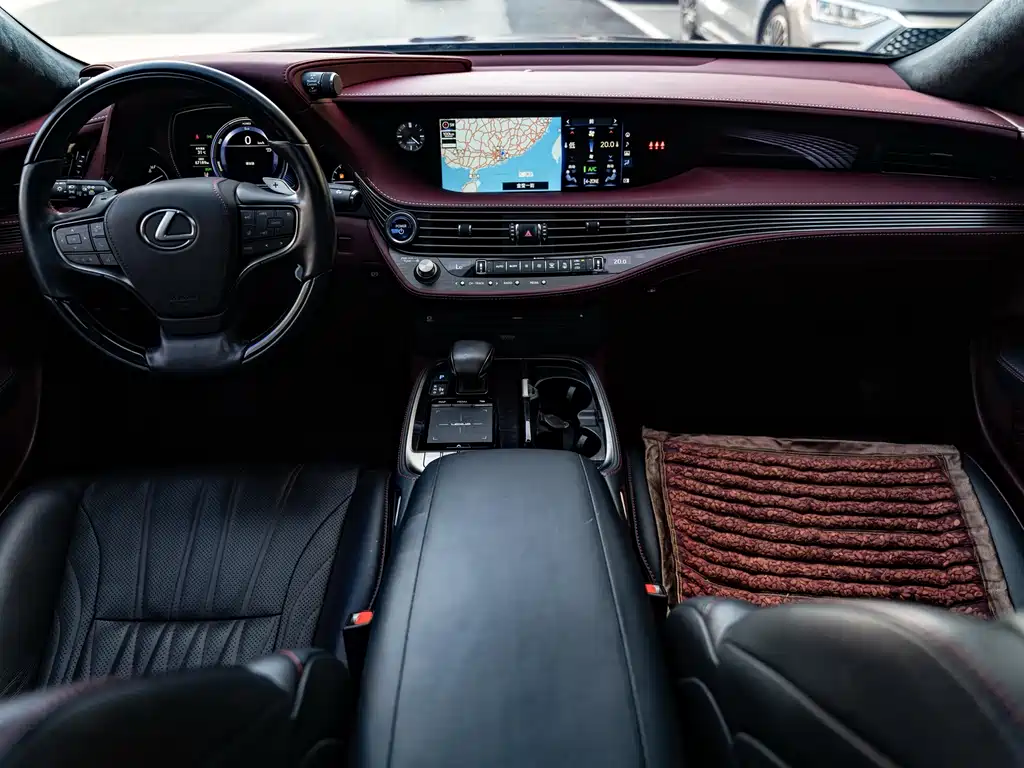 Lexus LS — миниатюра 20