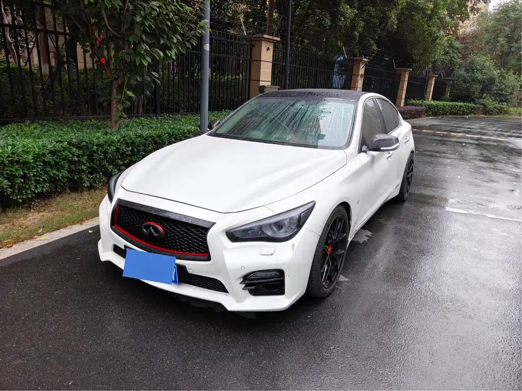 Infiniti Q50