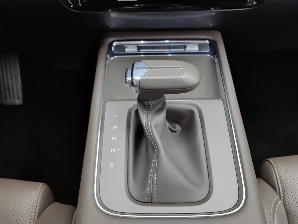 Wuling Xingguang 560 — миниатюра 13