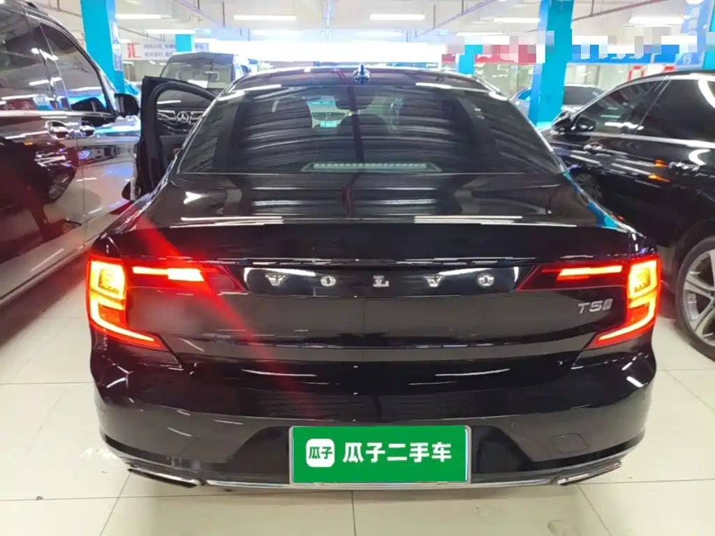 Volvo S90 — миниатюра 6